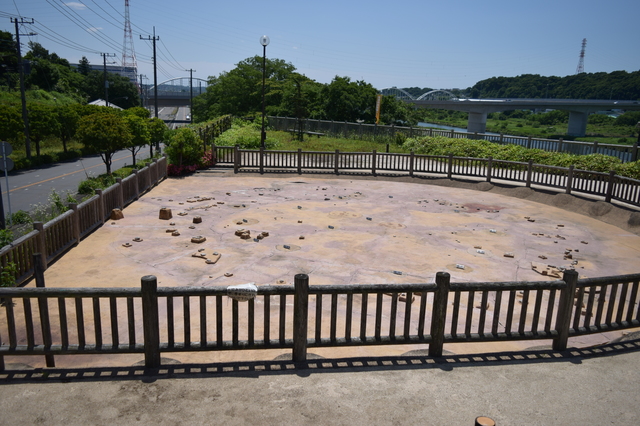 田名向原遺跡の形状と出土した石器からみる役割