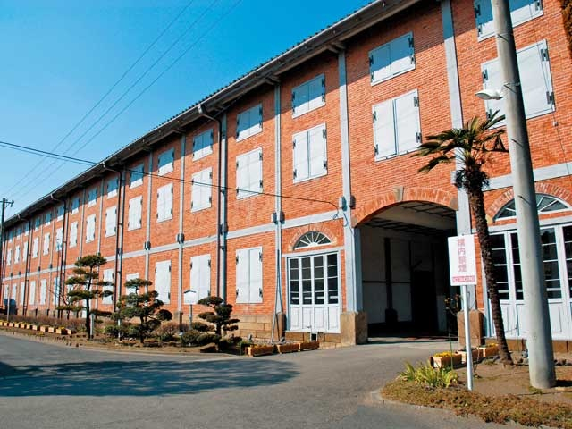 富岡製糸場と深い関係があった渋沢栄一