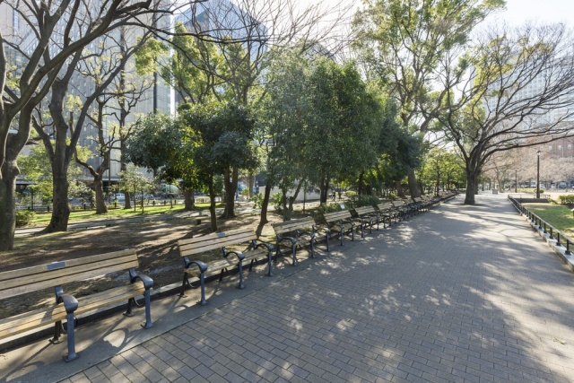 日比谷公園の歴史~政府の練兵場跡地を開発した洋風近代式公園の始まり~