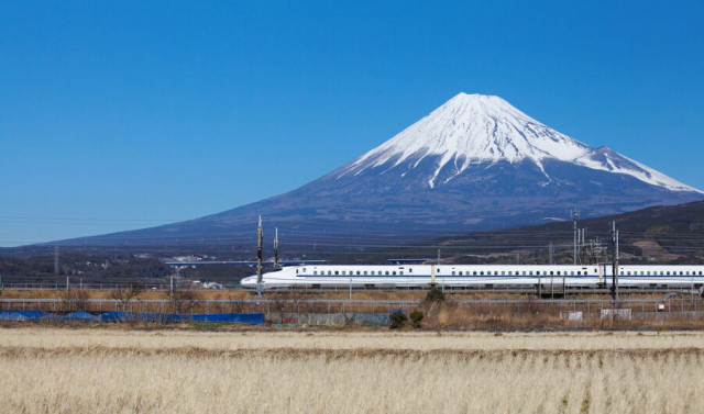 富士山と駿河湾の形成の歴史~標高と深海の日本一を持つ静岡県~