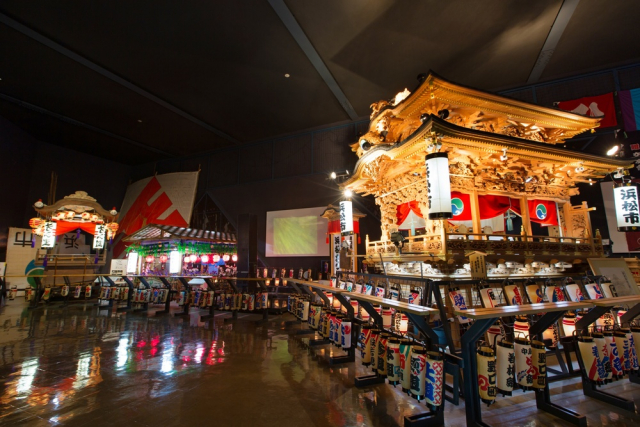 浜松まつりの夜の歴史は花街の芸者衆から?