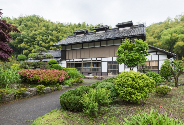 絹産業遺産群:高山社跡