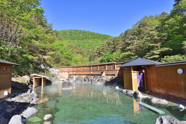 群馬県の観光データ~不動の人気はあの温泉!意外な順位のランキング!-データでわかる全35市町村-