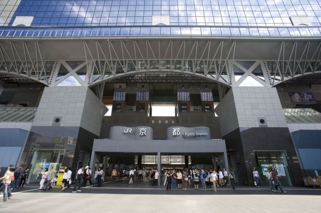 京都駅の歴史とホームの謎!0番があって1番がない!?