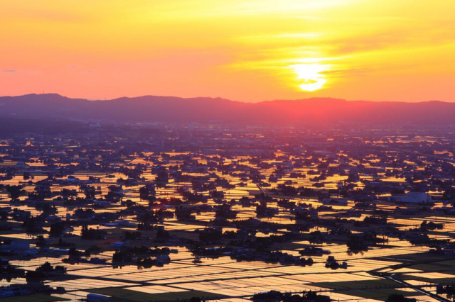砺波平野と散居村の成り立ち~庄川峡谷から扇状地へと展開~