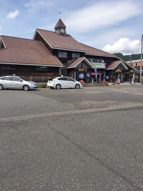 北上線は軽便鉄道の国鉄横黒線で開業!温泉つき駅舎が魅力!?