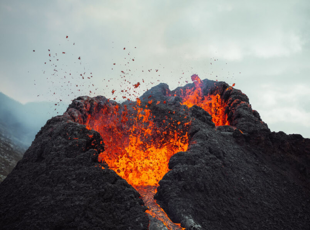 佐渡島の成り立ちの歴史~火山や地殻変動の痕跡がいっぱい!もとは大陸の一部だった?