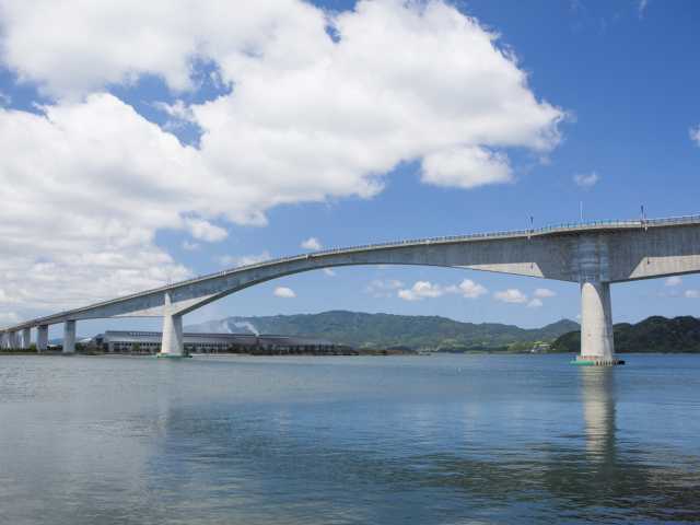 江島大橋の謎~アクセル全開でないと登れない!? ベタ踏み坂!~