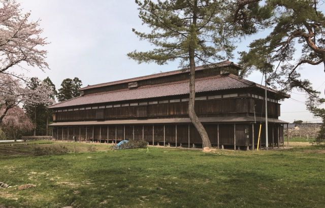 松ヶ岡開墾場は養蚕事業が主要産業となった