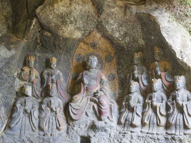 「磨崖仏」は大分県内でも地域によって異なる特徴をもつ